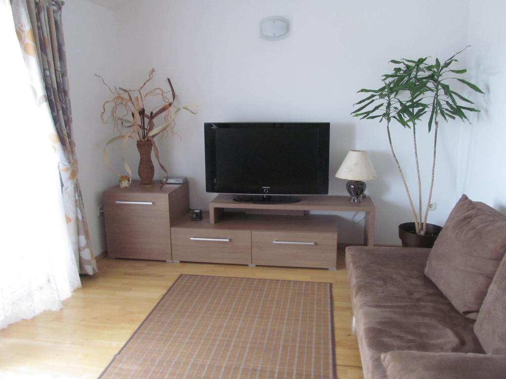 Apartment Danese Promajna Phòng bức ảnh