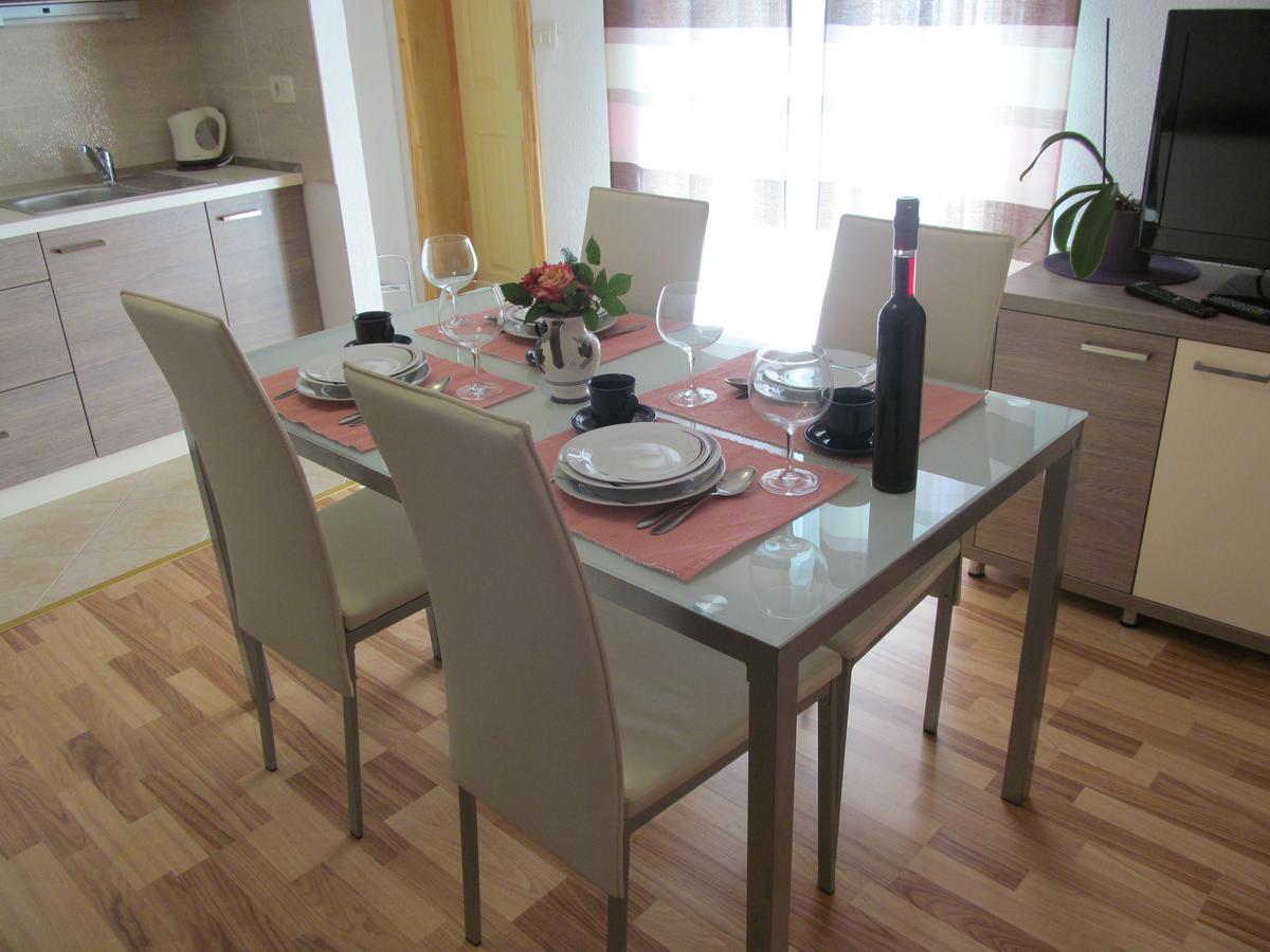 Apartment Danese Promajna Ngoại thất bức ảnh